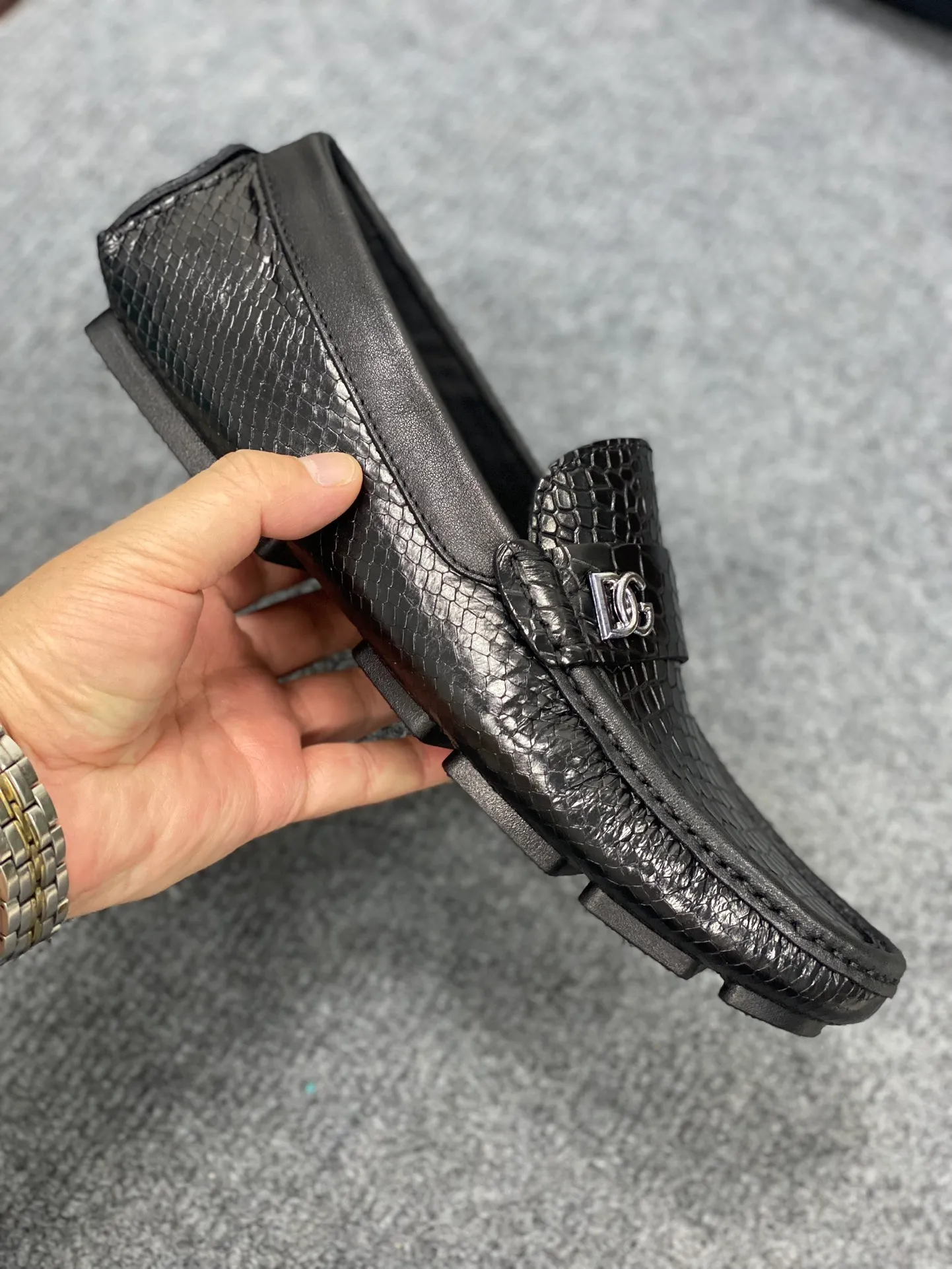 Men's Men's Shoes Men's Men's Shoes 💰700 new style "DG Duban Spring New Casual Driving Shoes" latest hot style, top brand luxury ~ purchasing agency, top quality ~.  The upper is made of imported original cowhide with fine workmanship. The original stylish and stylish soft rubber wear-resistant and non-slip outsole is light and comfortable on the feet. The real thing looks better in real life, 38-45